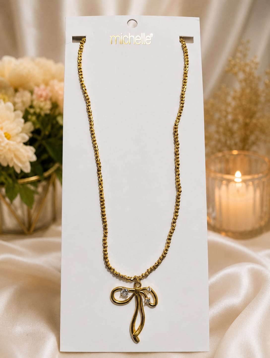 Luxury Gold Ribbon Pendant Necklace for Women